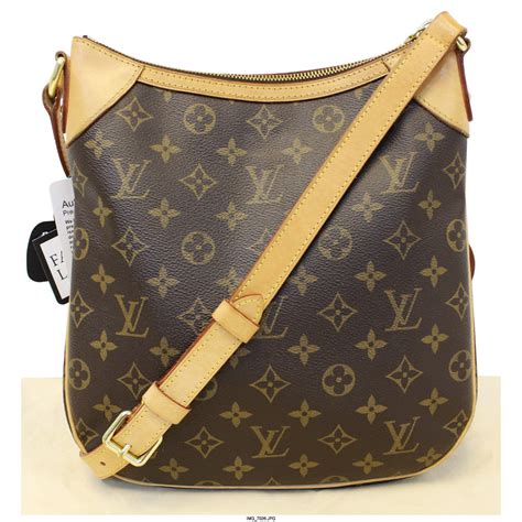 best louis vuitton crossbody for travel|louis vuitton large shoulder bag.